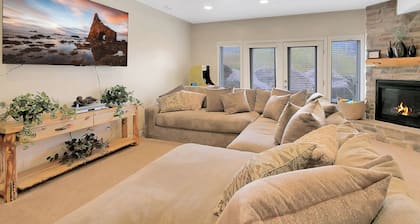 6486 Lakeside #15