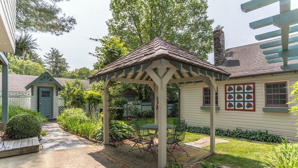 Interior - The Suddreth Cottage (Blowing Rock)