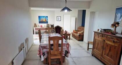 Single-story house in Beauvoir-sur-Mer, 130 m²