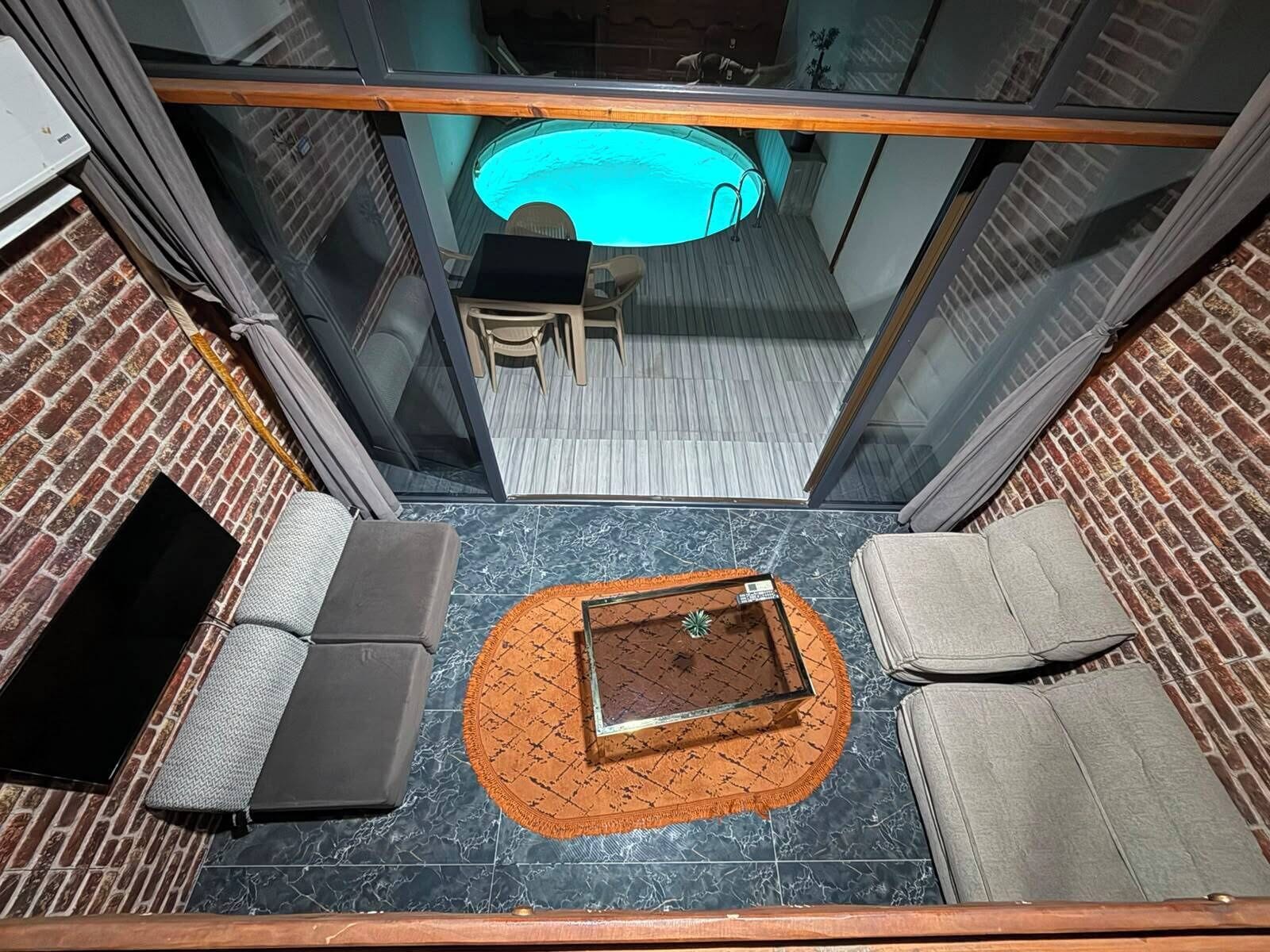 Superior-Bungalow, Seeblick | Pool