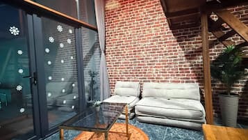Superior Bungalow, Lake View | Interior