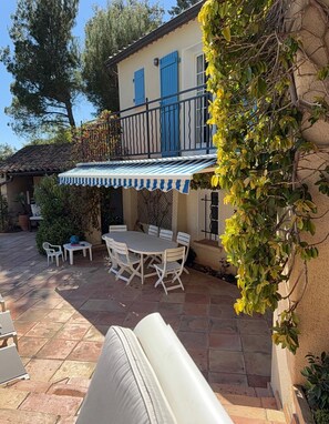 Outdoor dining - FAMILY VILLA - La Croix Valmer (La Croix-Valmer)