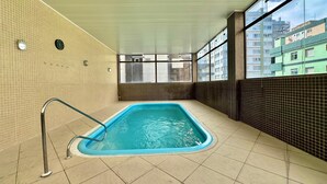 Innenpool, beheizter Pool