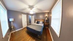 Iron/ironing board, WiFi, bed sheets - Executive 5BR Retreat Ft. Jackson Hospitals USC (West Columbia)