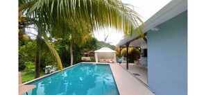 Pool - Villa Noèsis – Private pool, 3 bedrooms, tropical setting just 15 minutes from the beaches. (Rivière-Pilote)