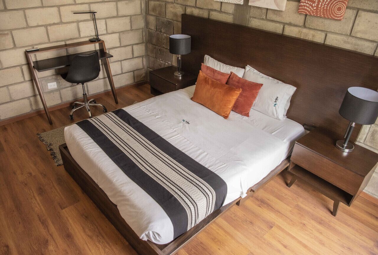 2 bedrooms, iron/ironing board, Internet