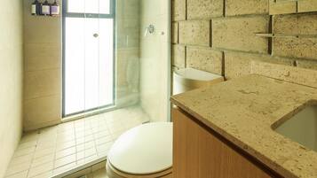 Shower, hair dryer, shampoo