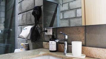 Shower, hair dryer, shampoo