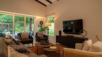 TV, stereo