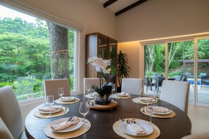 Dining - Casa Selva Tica 4 or 6 bdr private pool Family (Playa Herradura)