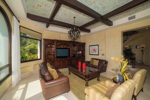 TV, DVD player - Casa Puesta del Sol 5 bdr - Ocean View Family (Playa Herradura)