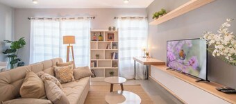 Peaceful 1BR apt w great living space WiFi
