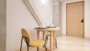 Dining - New 1Bed with Rooftop Terrace Beside Parque (Ciudad de México)