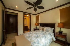 3 habitaciones, tabla de planchar con plancha, wifi y ropa de cama 