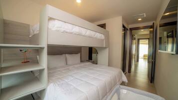 3 Schlafzimmer, Bügeleisen/Bügelbrett, WLAN, Bettwäsche