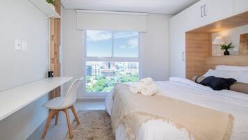 2 quartos, ferros/tábuas de passar roupa, Wi-Fi, roupa de cama