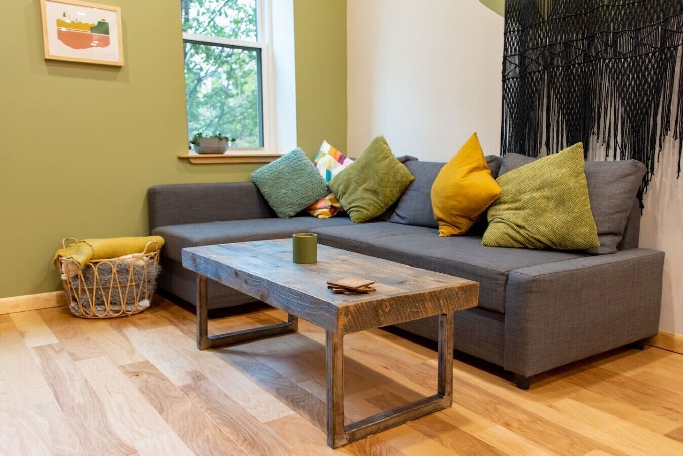 Artsy Apt In Lawrenceville With Deck & Parking - Pittsburgh, PA
