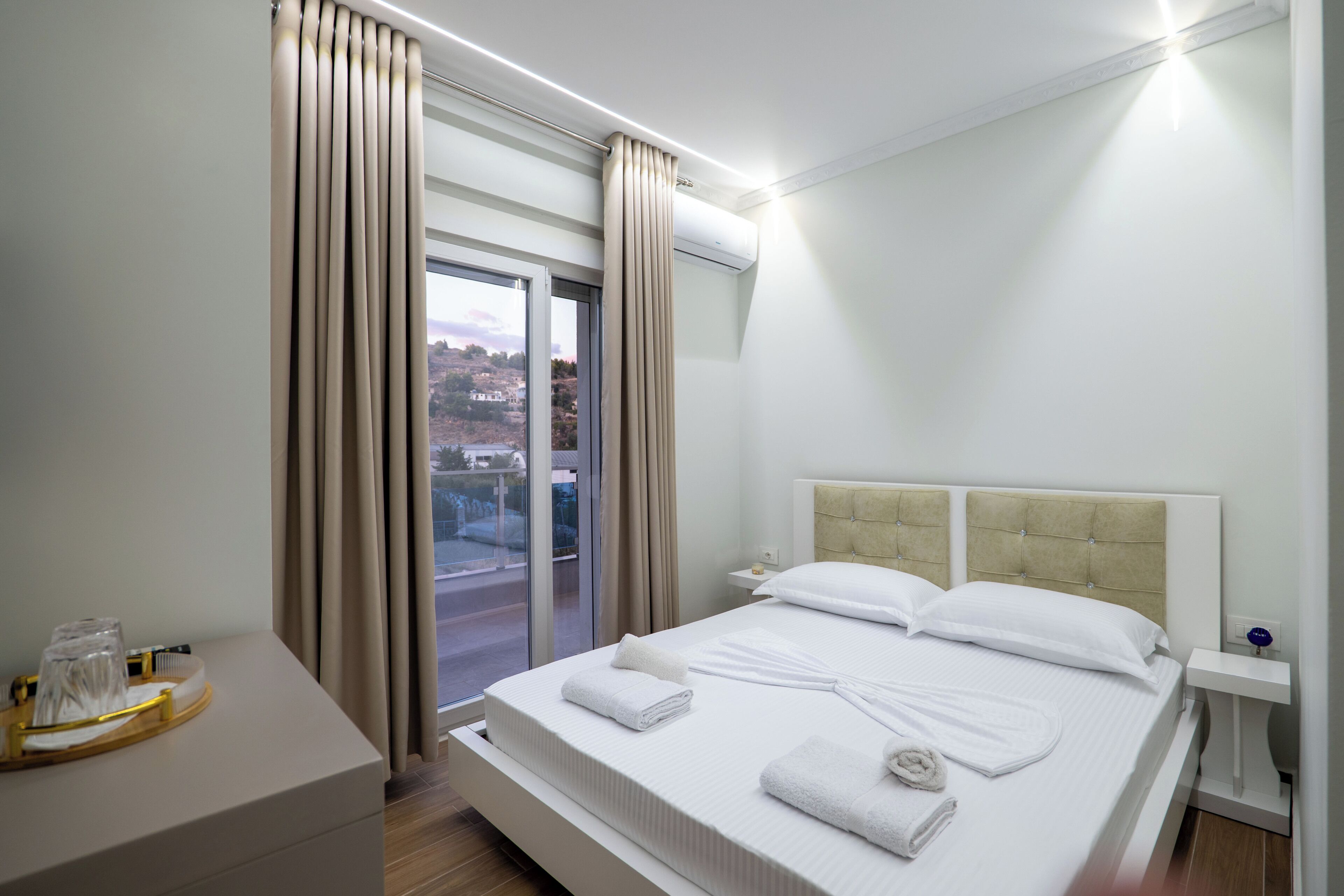 Double Room, Balcony | Free WiFi, bed sheets