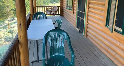 Perfect 3-bedroom cabin in quaint Butte for a relaxing getaway