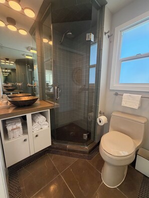 Shower, hair dryer, towels, soap - Riverfront / Private Rooftop Deck / Ocean Views (Capitola)
