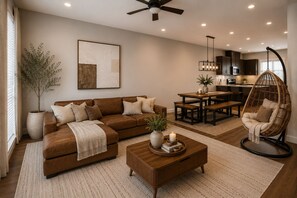 Living area - Luxury Houston Getaway 3BR, 3.5BA, Sleeps 8, Near Downtown (Houston)