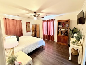 Room - Gold Country Getaway (La Grange)