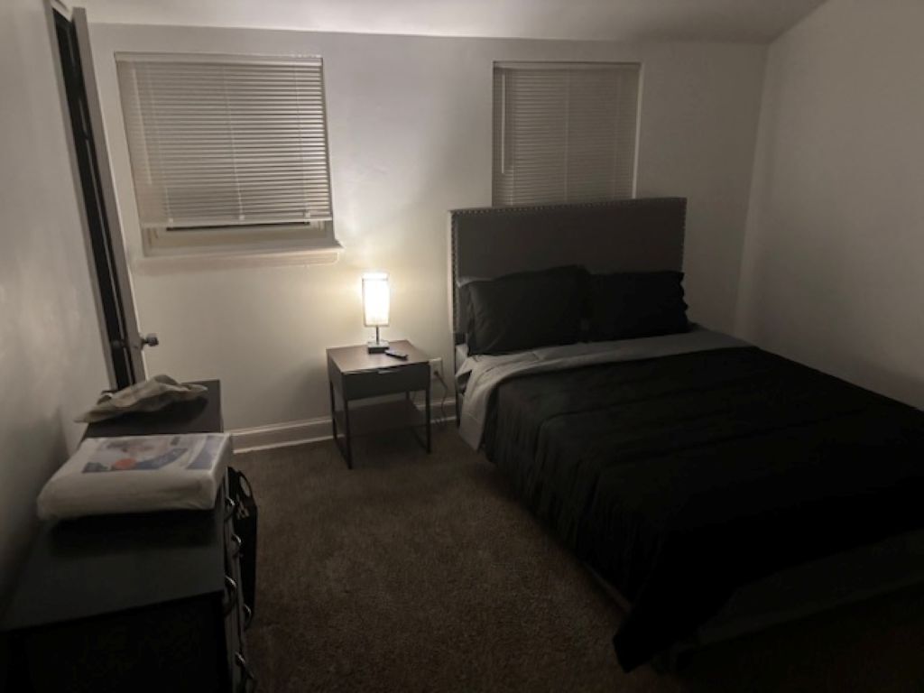 Economy Room | Iron/ironing board, free WiFi
