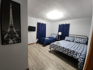 3 habitaciones, tabla de planchar con plancha y wifi gratis 