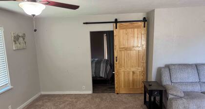 Cozy 2BR Lodgepole Home with King and Queen Beds near I-80