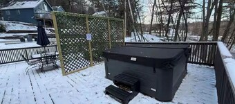 Gunstock Chalet with Hot Tub & Massage Chair
