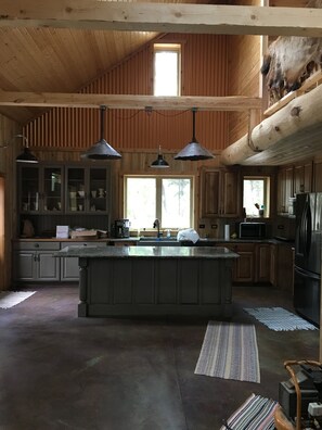 Private kitchen - Perfect 2-bedroom cabin in soothing Custer for a relaxing stay. (Custer)