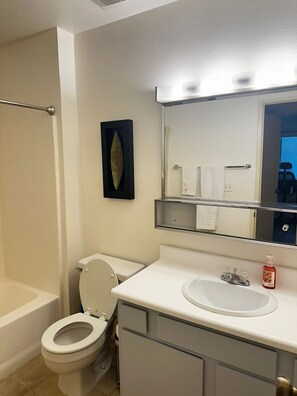 Bathroom - Ground level condo with a large enclosed patio, steps from the pool (Palm Springs)