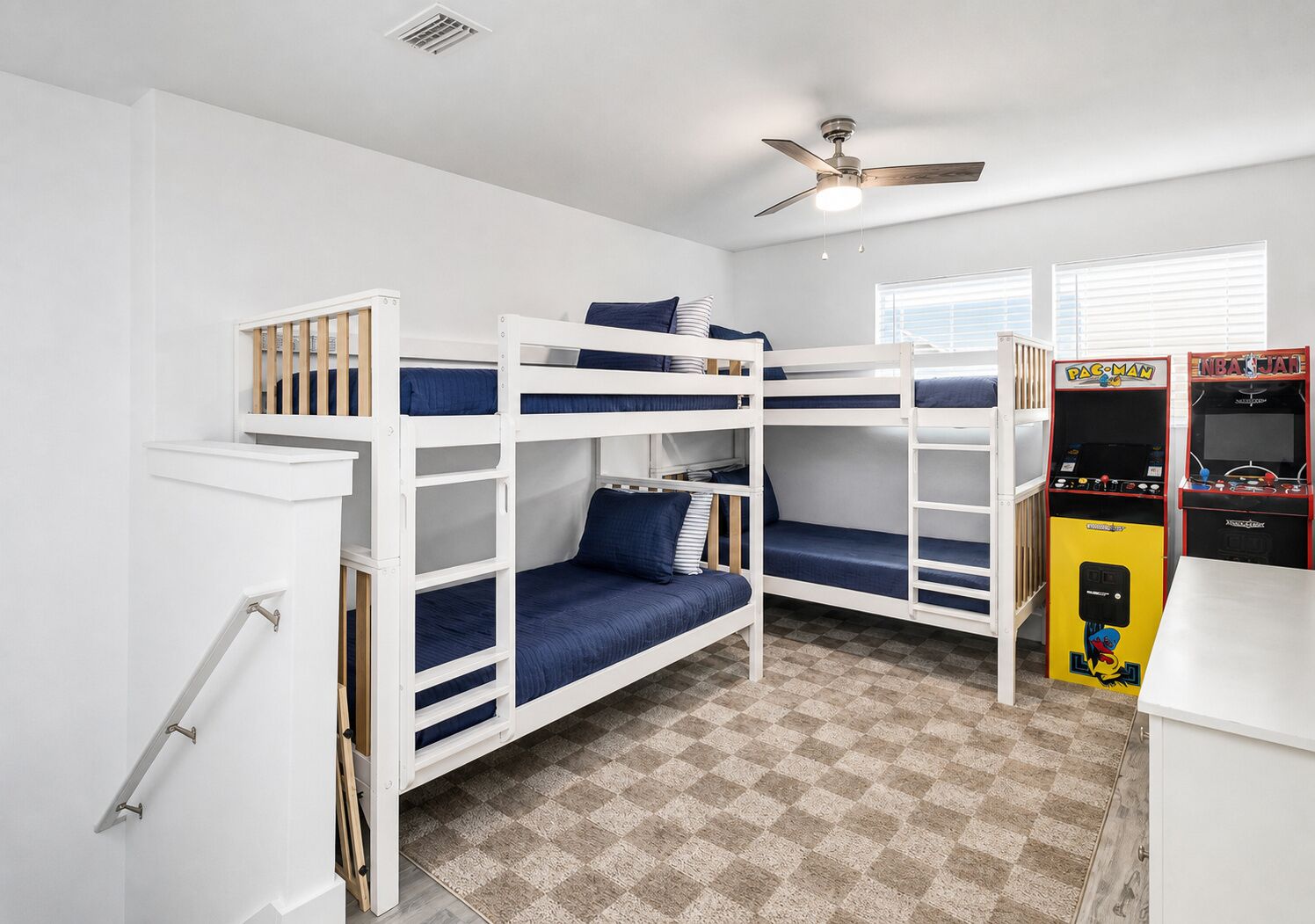 8 bedrooms, iron/ironing board, WiFi (free), bed sheets