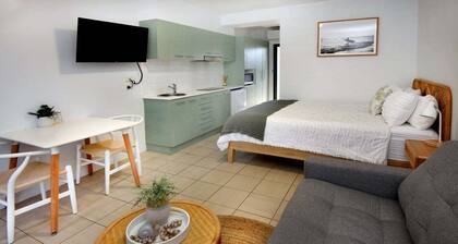 Murrays Beach Studio