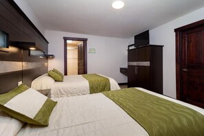 Triple Room, City View - Hotel Casa Ruth Cuenca Centro Histórico (Cuenca)