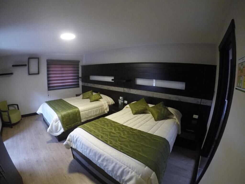 Comfort Quadruple Room | Laptop workspace, iron/ironing board (on request), WiFi (free)