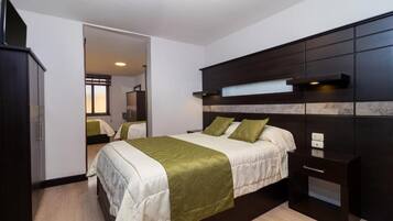Triple Room, City View