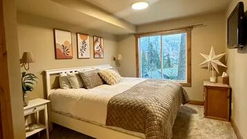 3 chambres, fer et planche à repasser, Wi-Fi gratuit, draps fournis