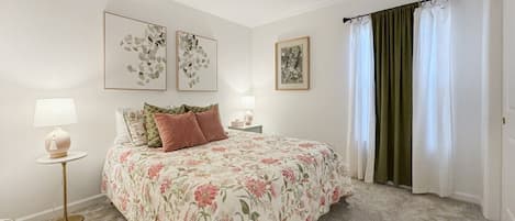3 bedrooms, desk, iron/ironing board, WiFi