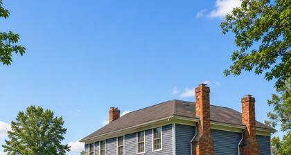 Historic 1825 Chesapeake Farm Stay