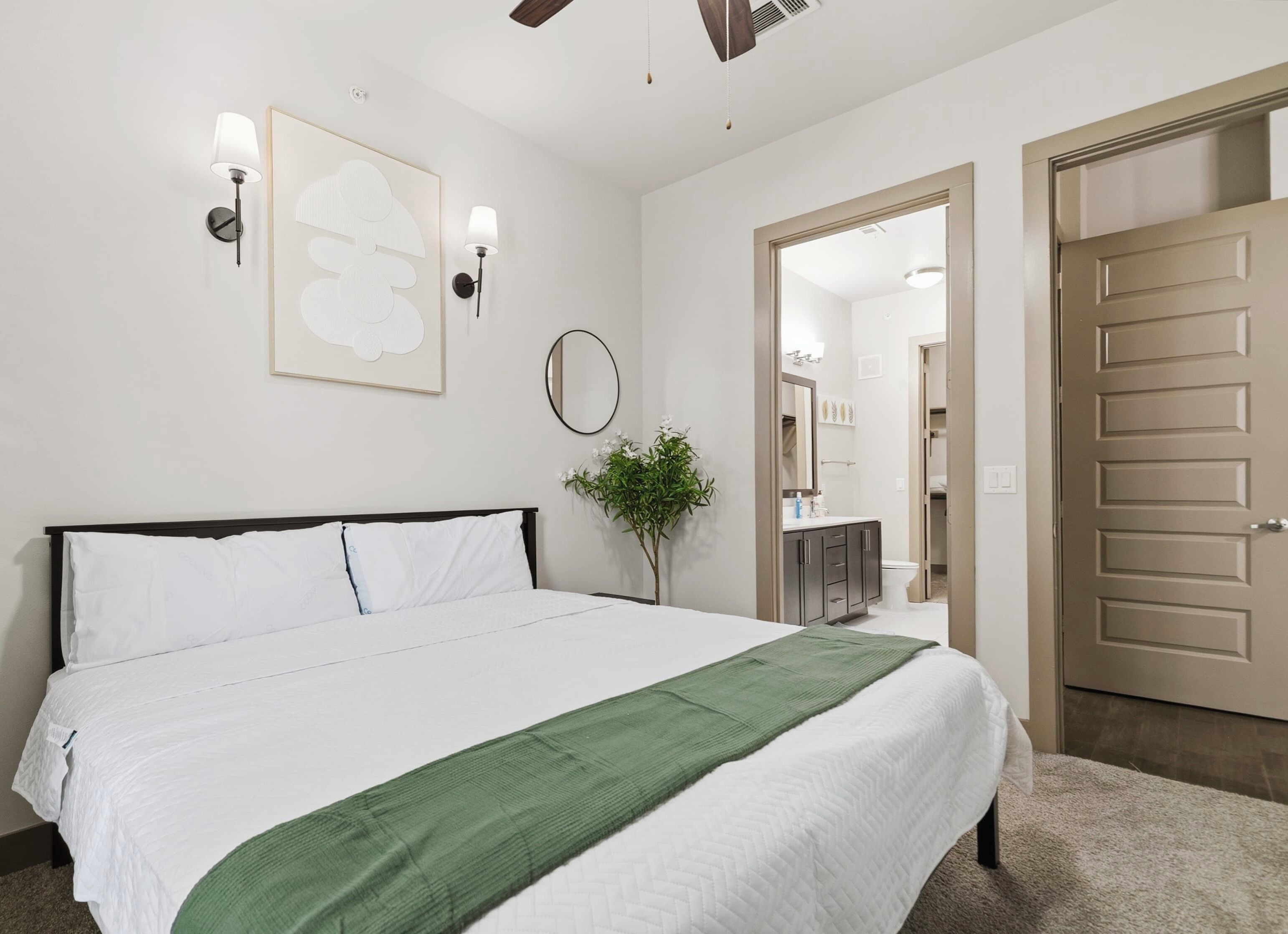 1 bedroom, iron/ironing board, WiFi, bed sheets