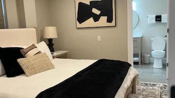 Cortinas opacas, tabla de planchar con plancha, wifi gratis