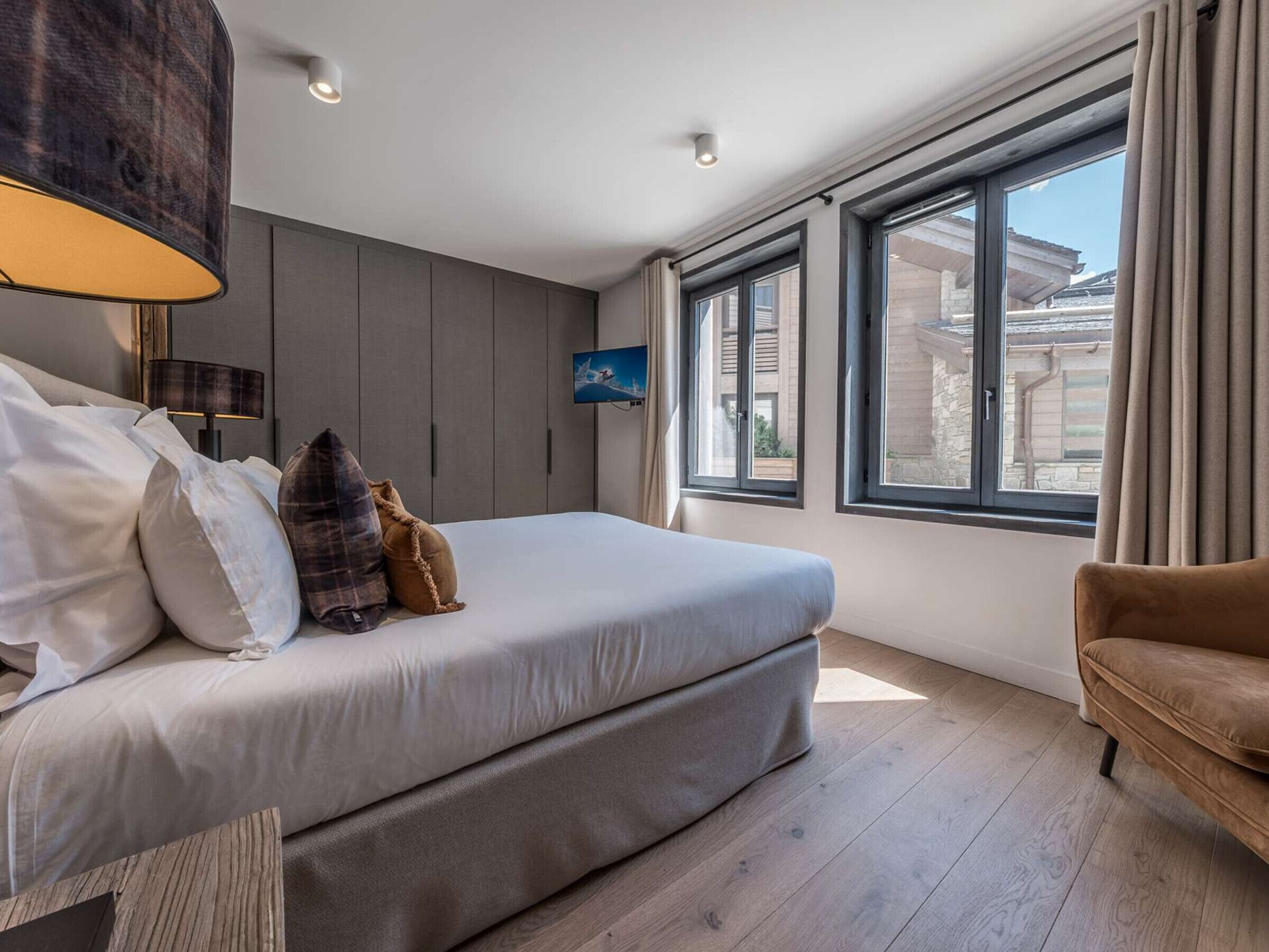 4 habitaciones y wifi gratis 