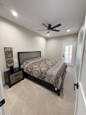 4 Schlafzimmer, Schreibtisch, kostenloses WLAN, Bettwäsche