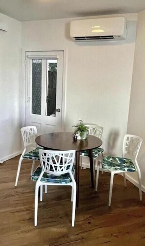Unclassified image, 2 of 11, button - Tranquil 1-bedroom apartment with AC in Coolum Beach (Coolum Beach)