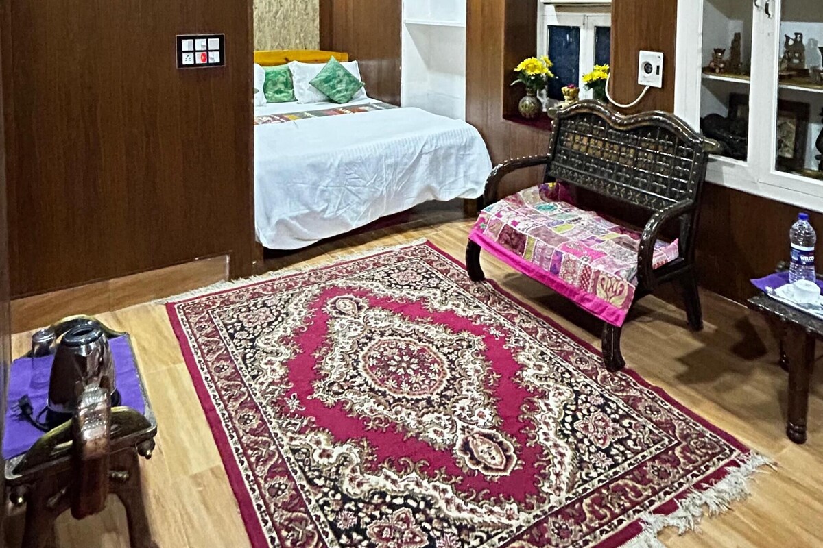 Deluxe Double Room, City View | Langsir/tirai gelap terus, Wi-fi percuma 