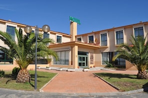 Exterior - DST Hotel Alonso de Monroy (Belvis de Monroy)