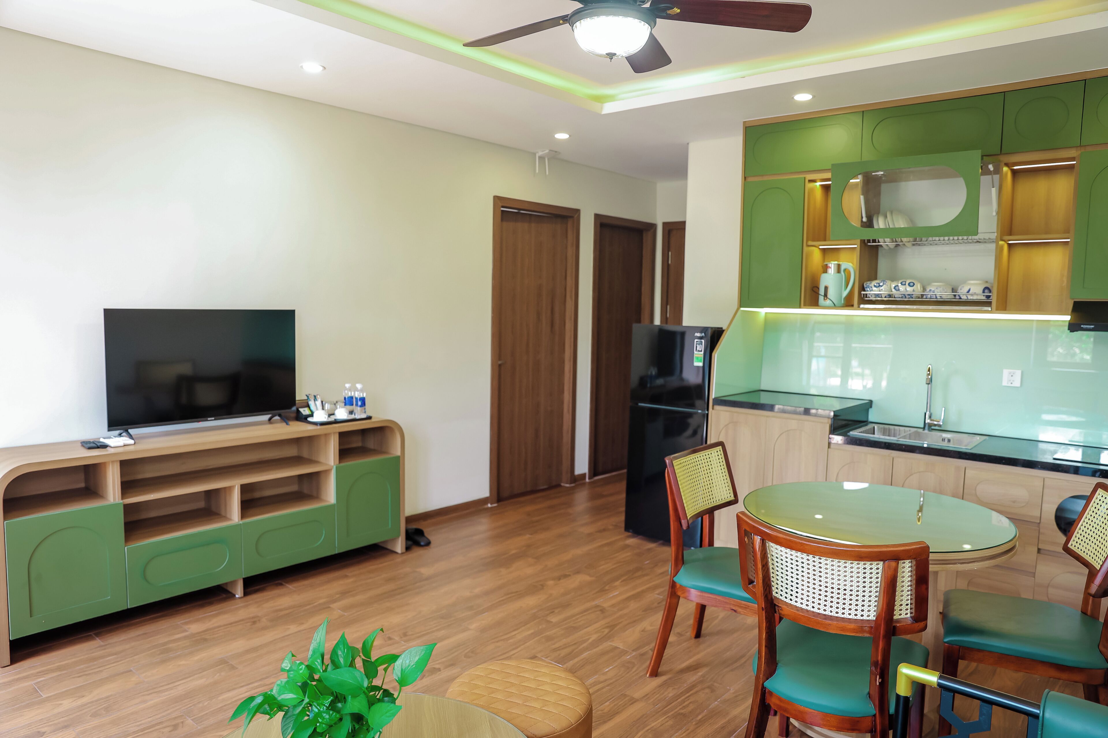 Departamento, 1 cama King size, balcón | Área de sala de estar