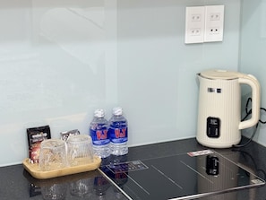 Fridge, stovetop, cookware/dishes/utensils - Han House's Apartment 1 (An Hai)
