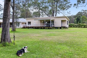 Exterior - Native Retreat - Tranquil Seaham Escape (Port Stephens)